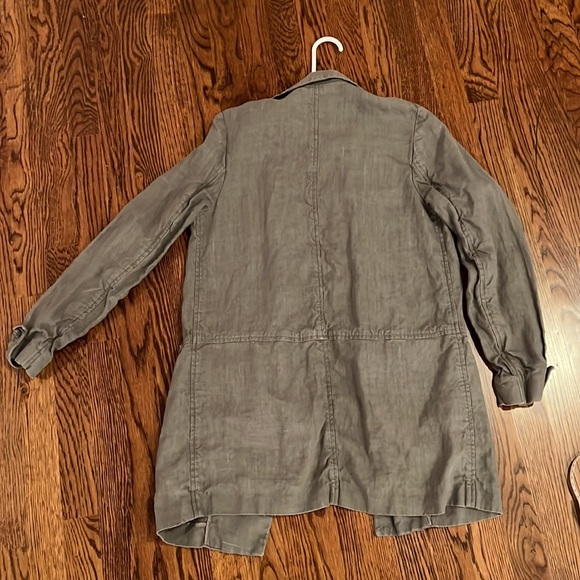 Banana Republic linen blazer - Picture 3 of 3